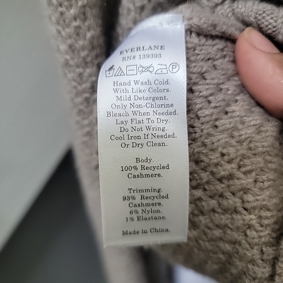 Everlane Cashmere Stroopwafel Turtleneck Sweater Size Small Heathered Sand Beige - Picture 6 of 7